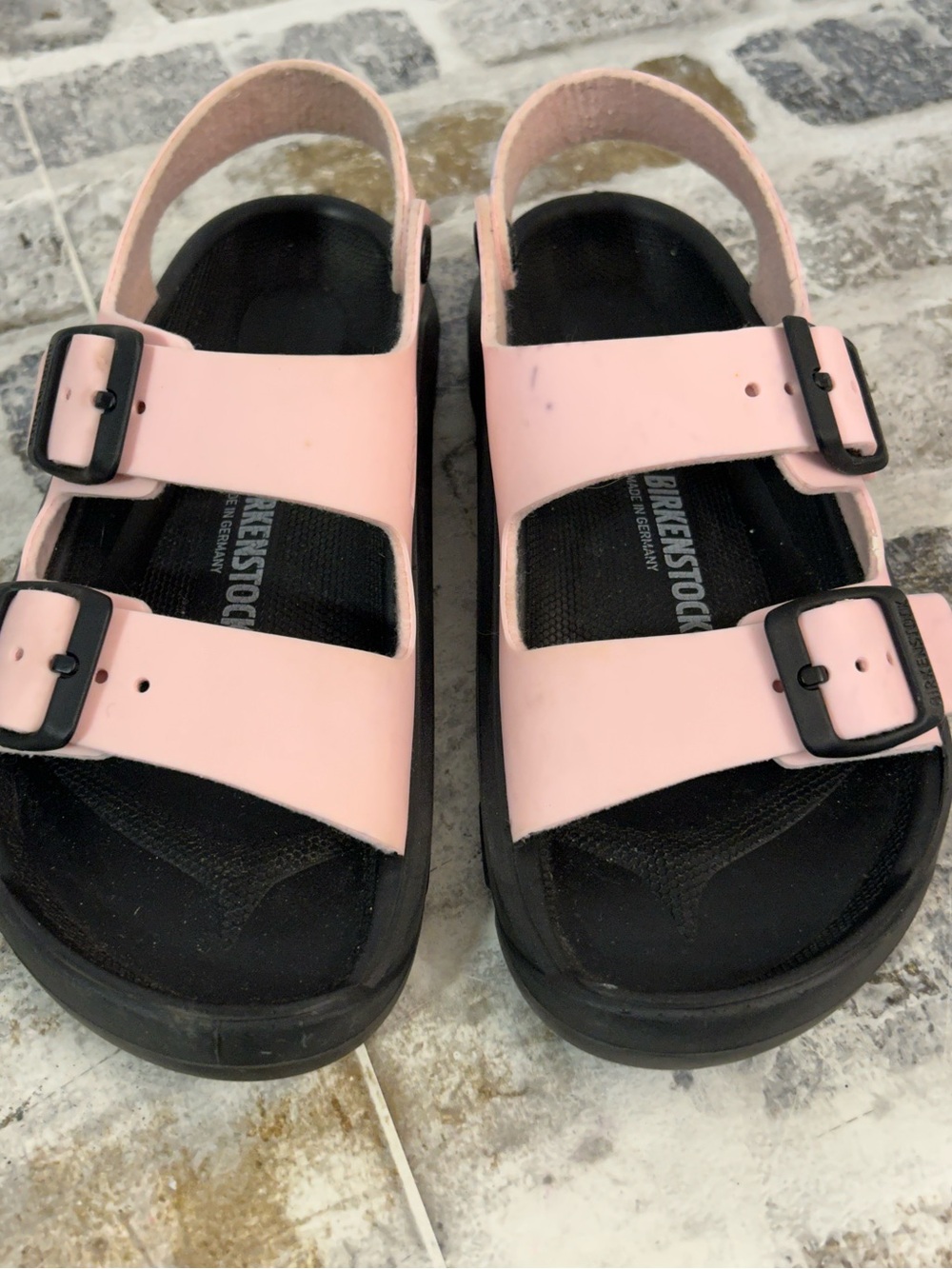 Birkenstock Kids Soft Pink Double-Strap Sandals with Black Footbed